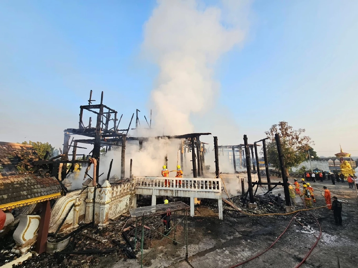 เปิดสภาพ! ไฟไหม้วัดเก่าแก่ 200 ปี จ.ลำปาง กุฏิไม้โบราณวอดทั้งหลัง