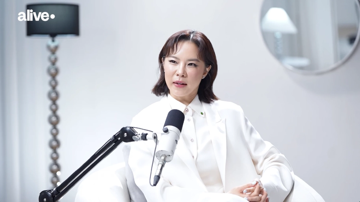 เพิ่งรู้ "คริส หอวัง" ทะเลาะกับ AI เผยความลับหน้าเด็ก ในวัย 45 ปี