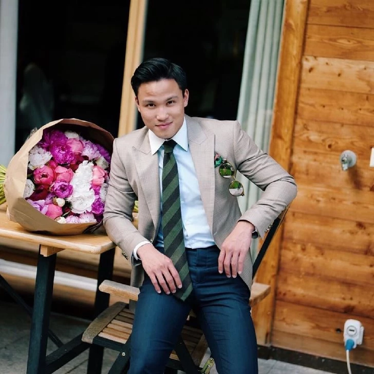 'แอนโทเนีย' แจงยิบ ปมซุ่มคบลูกชายนายกฯ 'เป๊ก เศรณี' รับ! รู้จักกันจริง!