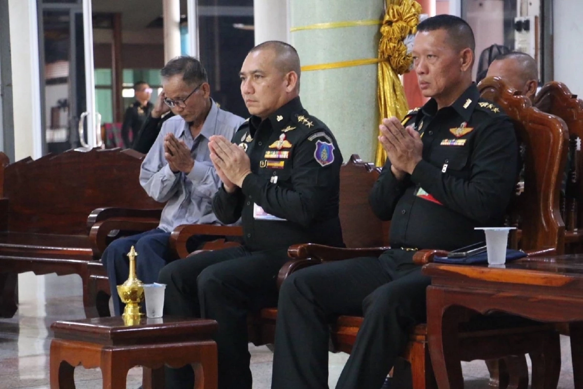 โฆษก ทบ. เผยผลตรวจนิติเวชไม่พบช้อนในร่าง “พลฯ เพชรรัตน์”