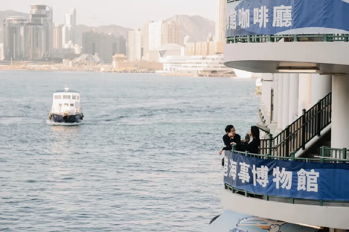 นึกว่าพรีเวดดิ้ง "ทิม พิธา" คลั่งรัก "ก้อย อรัชพร" โพสต์ภาพหวานแบบจัดหนัก