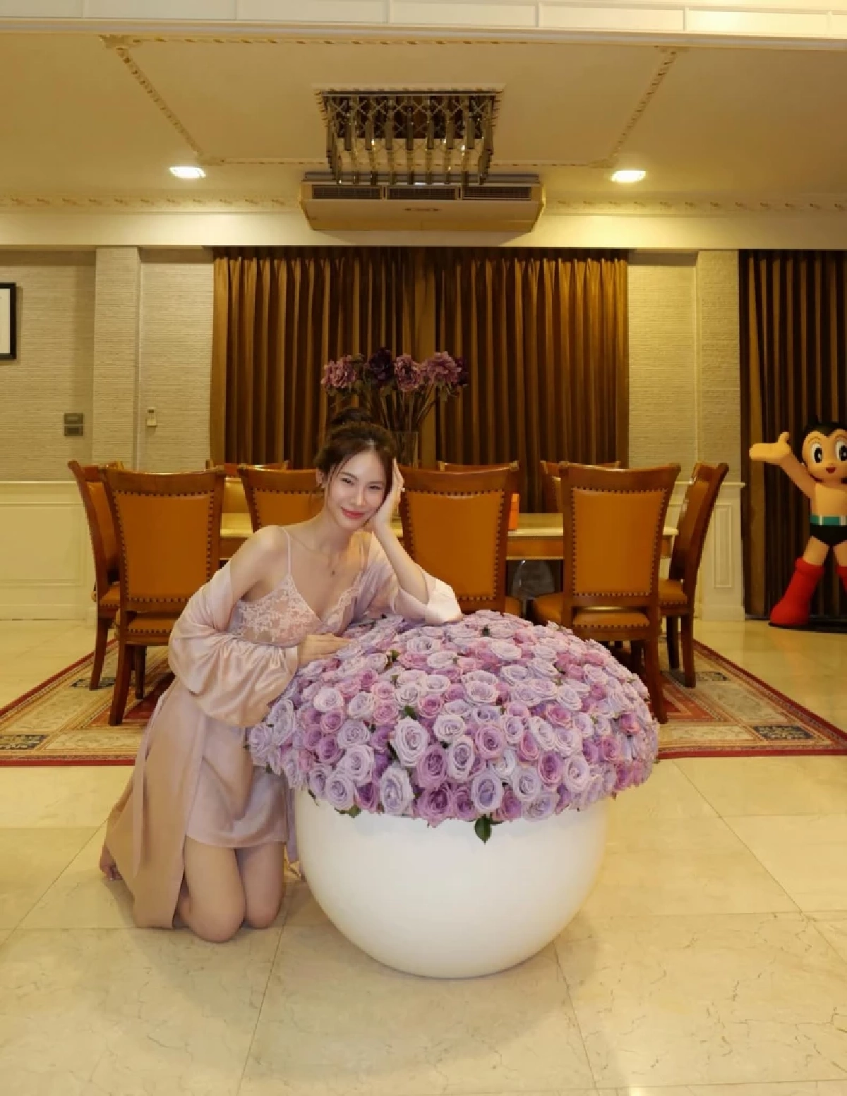 หวานอีกคู่! "ไผ่ ลิกค์" เปิดตัวแฟนสาว เปิดวาร์ป "น้องเครป" สวยเซ็กซี่มาก