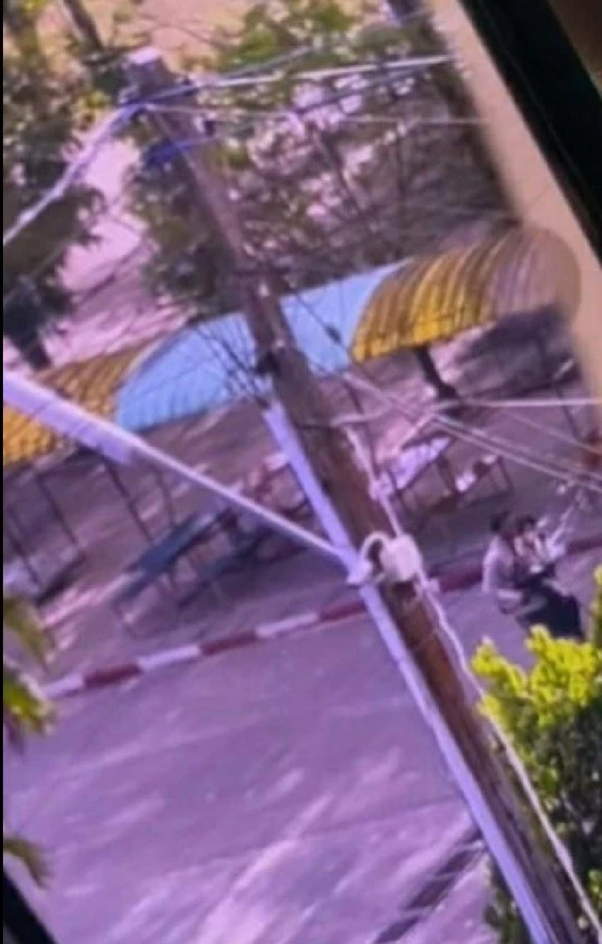 รวบหนุ่มคลั่ง บุกรร.พะตงฯ จับ ผอ.-นร.เป็นตัวประกัน พบ xัน-ชิงปืนตร.ก่อนมาก่อเหตุ