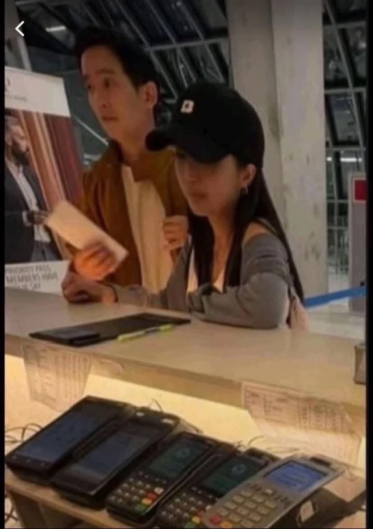 ทิม พิธา” โชว์หวาน “ก้อย อรัชพร” เปิดตัวแฟนใหม่หวานรับวาเลนไทน์