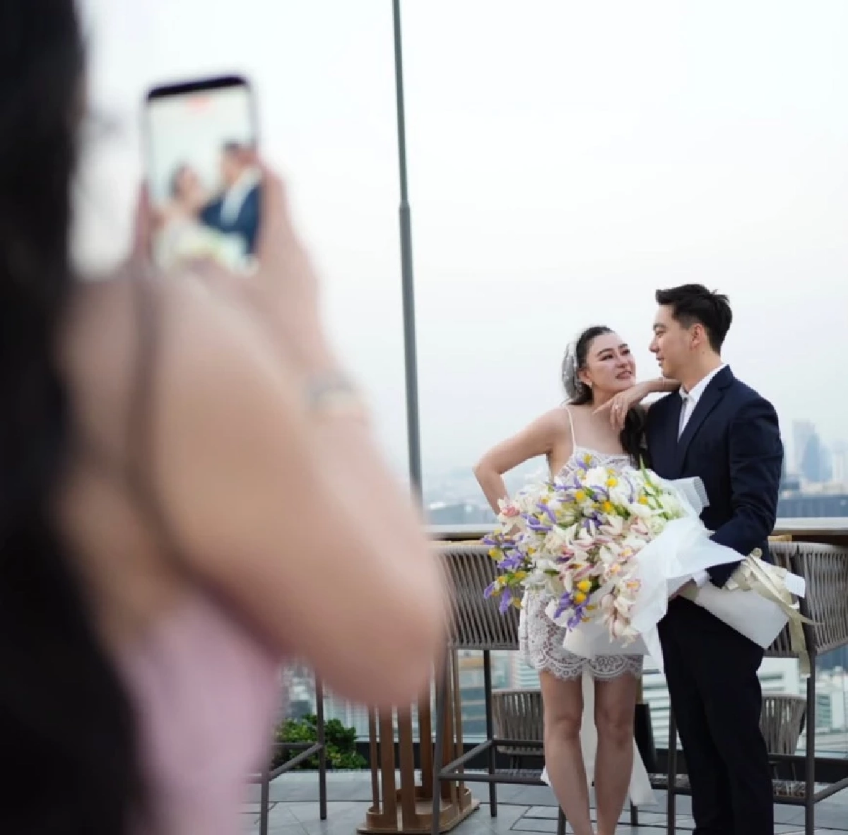 สละโสดอีกรอบ! ‘โอ๋ ภัคจีรา’ ปิดดีลหัวใจแฟนหนุ่มเซอร์ไพรส์ขอแต่งงาน