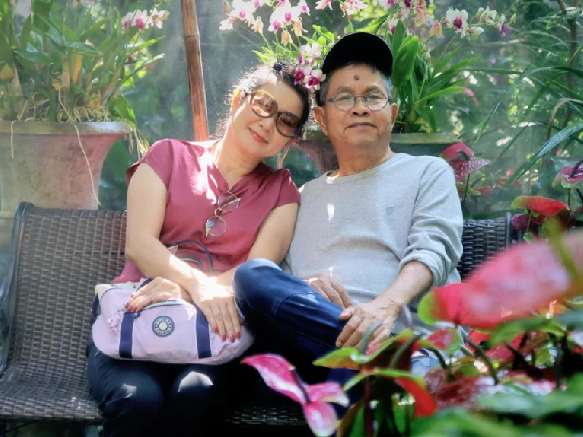 “ปู กนกวรรณ” ปล่อยโฮรับเลิก “เด๋อ ดอกสะเดา” แฉ! มหากาพย์โลก 2 ใบ ซุกไว้นาน 29 ปี