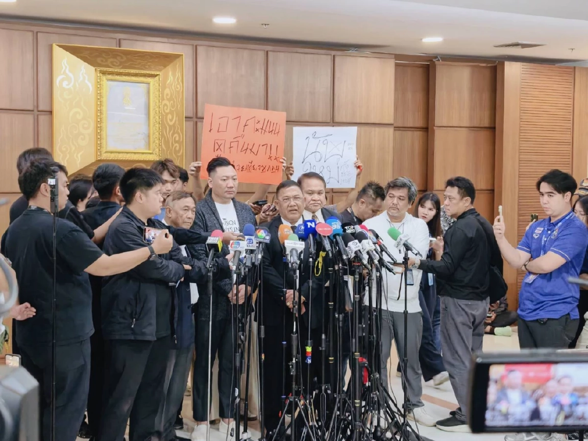 ‘ทนายสุชาติ-มดเล็ก’ ร้อง กกต. พบพิรุธ จ.ฉะเชิงเทราเขต 3 จ่ายเงินซื้อเสียง