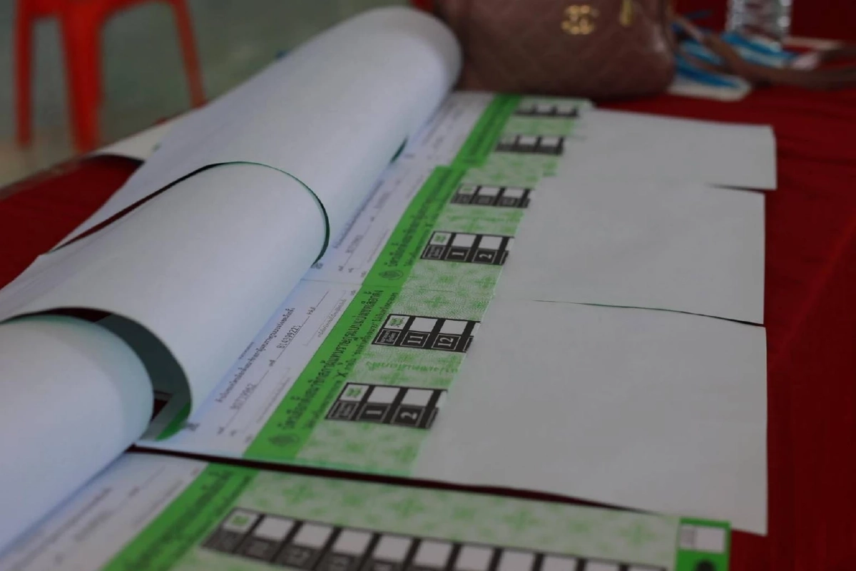 น่านวุ่น! กปน. ฉีกบัตรเลือกตั้งผิด 68 ใบ ผอ.กกต. สั่งเปลี่ยนตัวด่วน