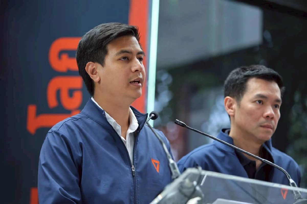 ปชน. ฟ้อง กกต. ผิด ม.157 ปมจัดการเลือกตั้งไม่โปร่งใส ย้ำทำไม่ใช่เพราะแพ้