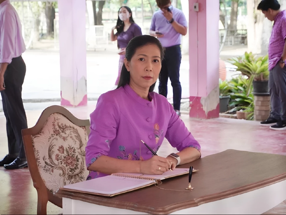 ประวัติ "ผอ.ศศิพัชร" เอาชีวิตเข้าแลก ปกป้องนักเรียน จากเหตุคนร้ายบุกยิงในโรงเรียน