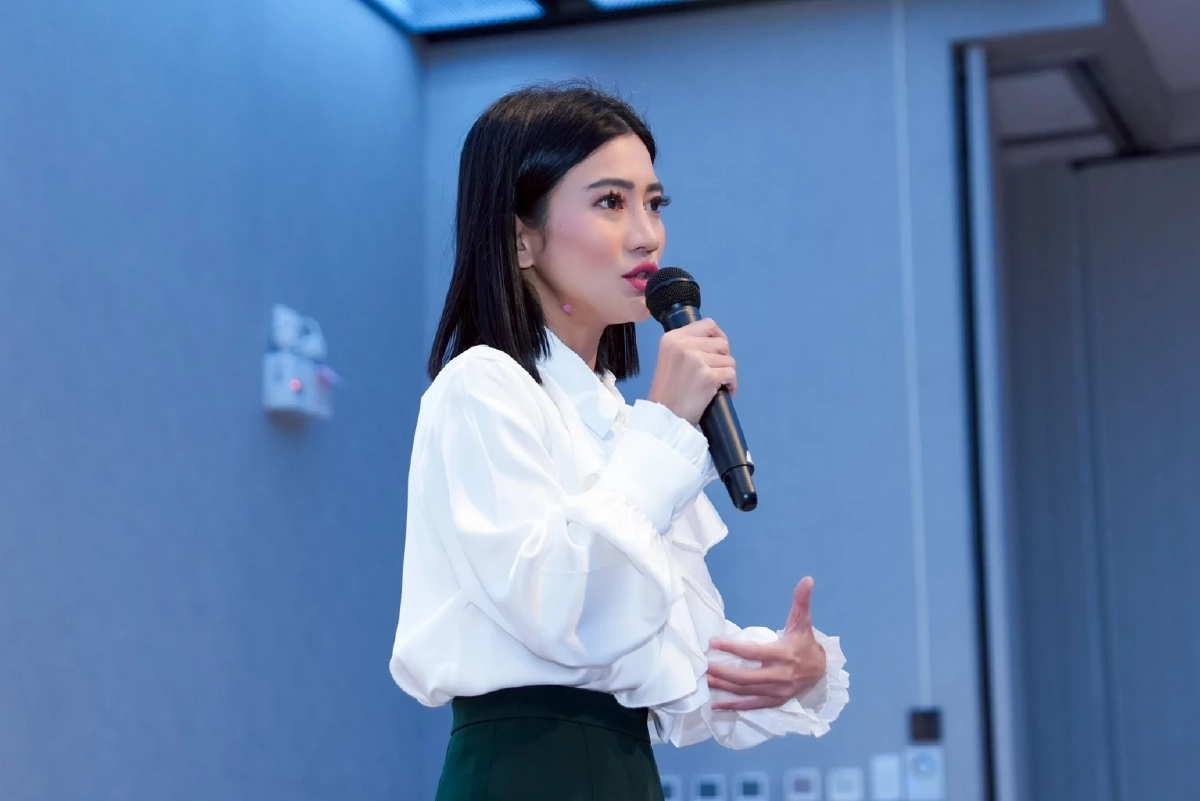 "แก้วตา" ประกาศฟ้อง "เจี๊ยบ อมรัตน์" ฟาดเดือด! อีแก่ไร้จิตสำนึก