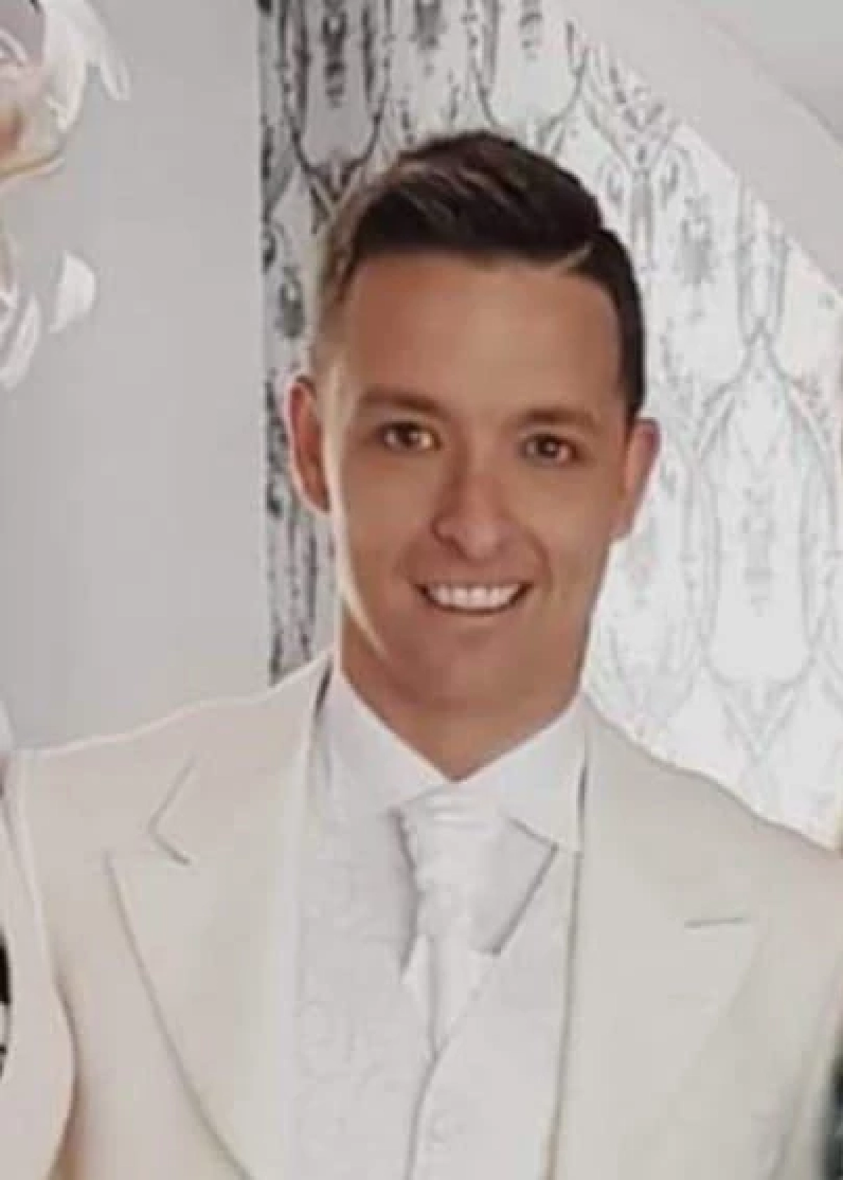 แดร็กควีนดังดับสยอง หลังเริงสวาทสุนัข-คนแปลกหน้า เปิดผลชันสูตรสุดตะลึง