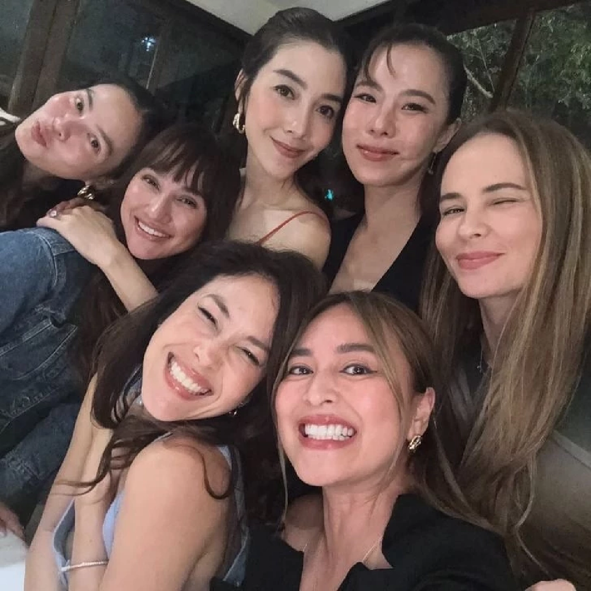 "นานา" งานเข้าอีก! "ข้าวโพด" ซัดขายบ้านหรู 69 ล้าน แพงเกินจริง
