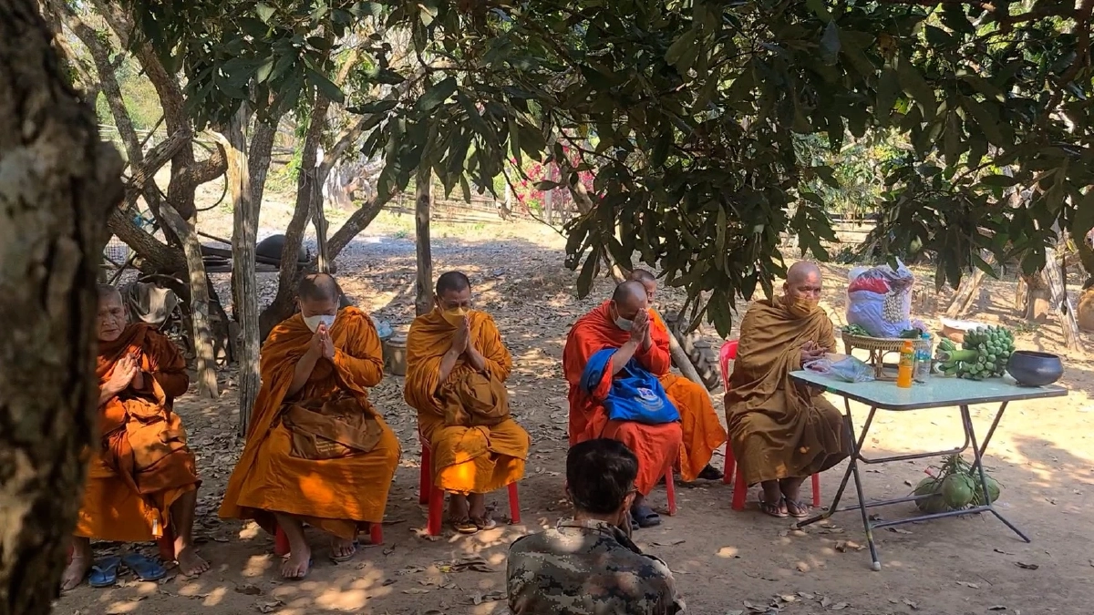 ญาติสวดถอนวิญญาณ เหยื่อยิXดับ ระดมล่าตัวผู้ต้องสงสัยวัย 71 ยังไร้ร่องรอย