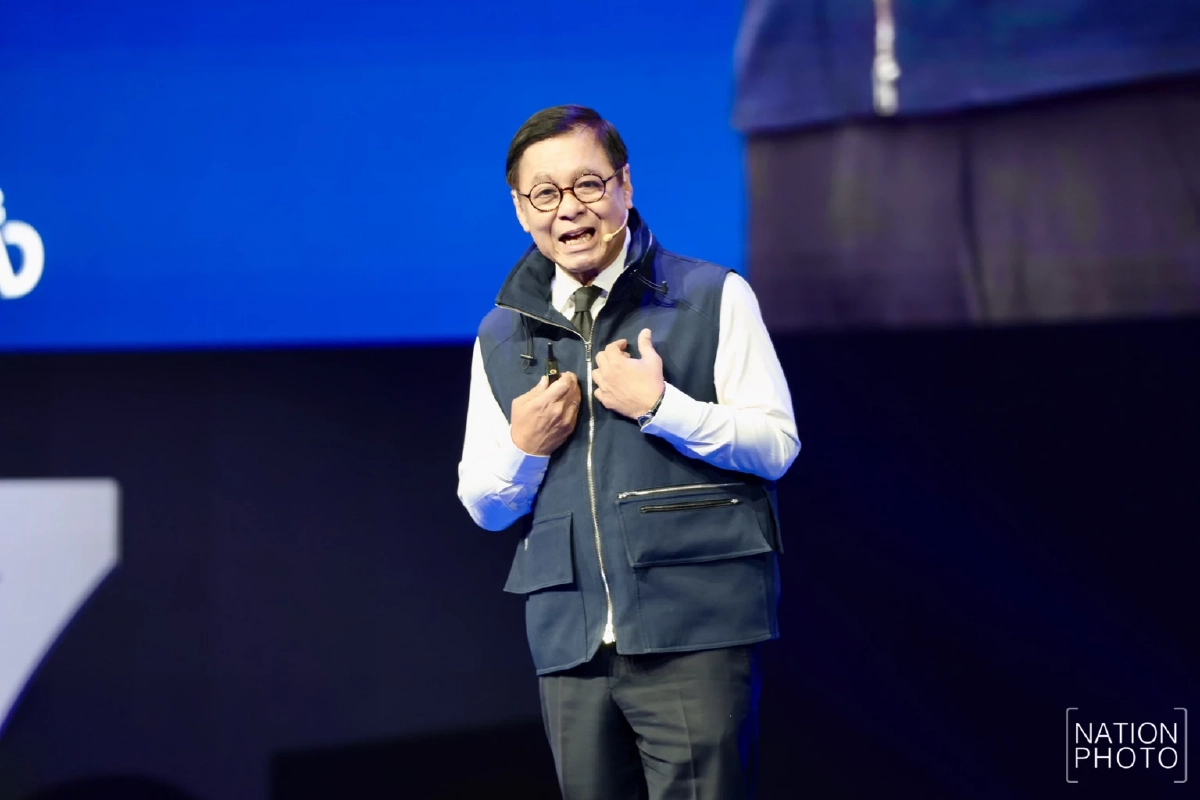 ”สีหศักดิ์“ ขอสานต่อ 4 เดือนเป็น 4 ปี  สร้างรั้ว 3 ชั้น ให้ประเทศไทย