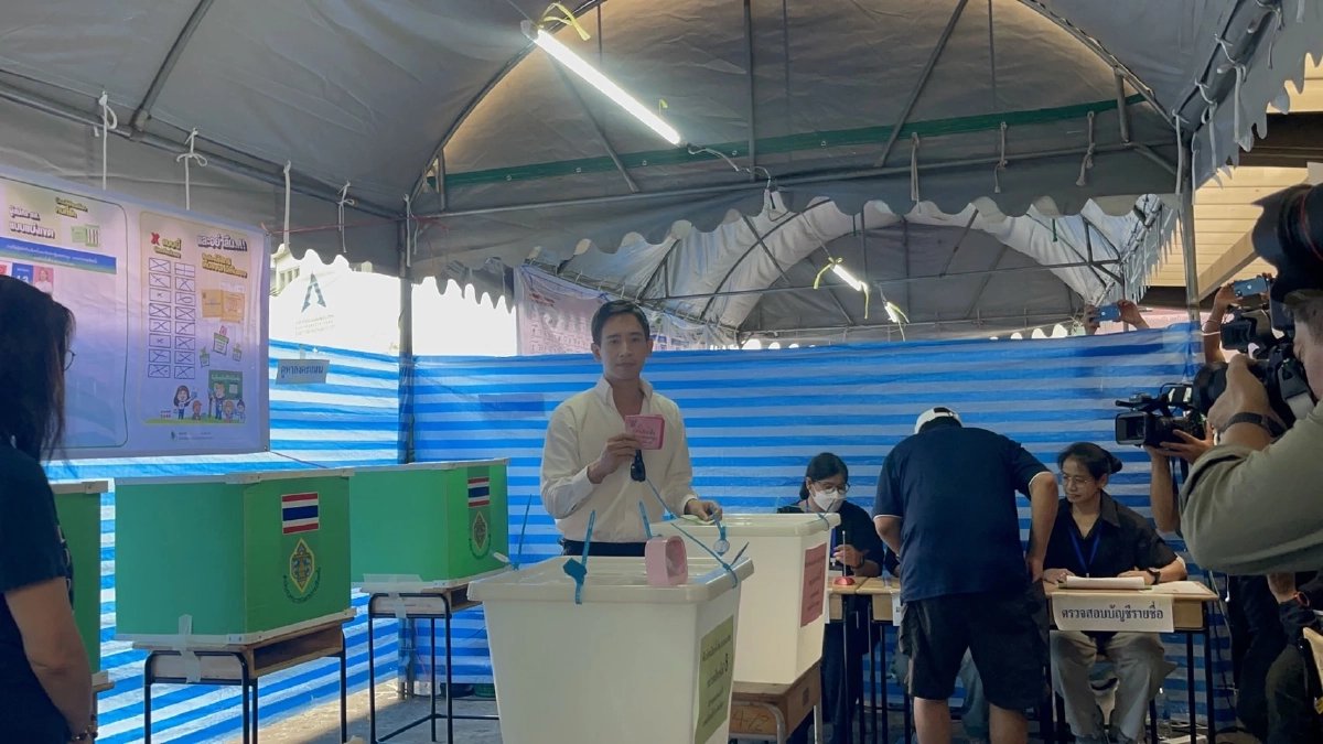 “พิธา” เปิดโหมดคลั่งรัก สารภาพรักทางไกล ยอมรับ “หัวใจไม่ว่าง”