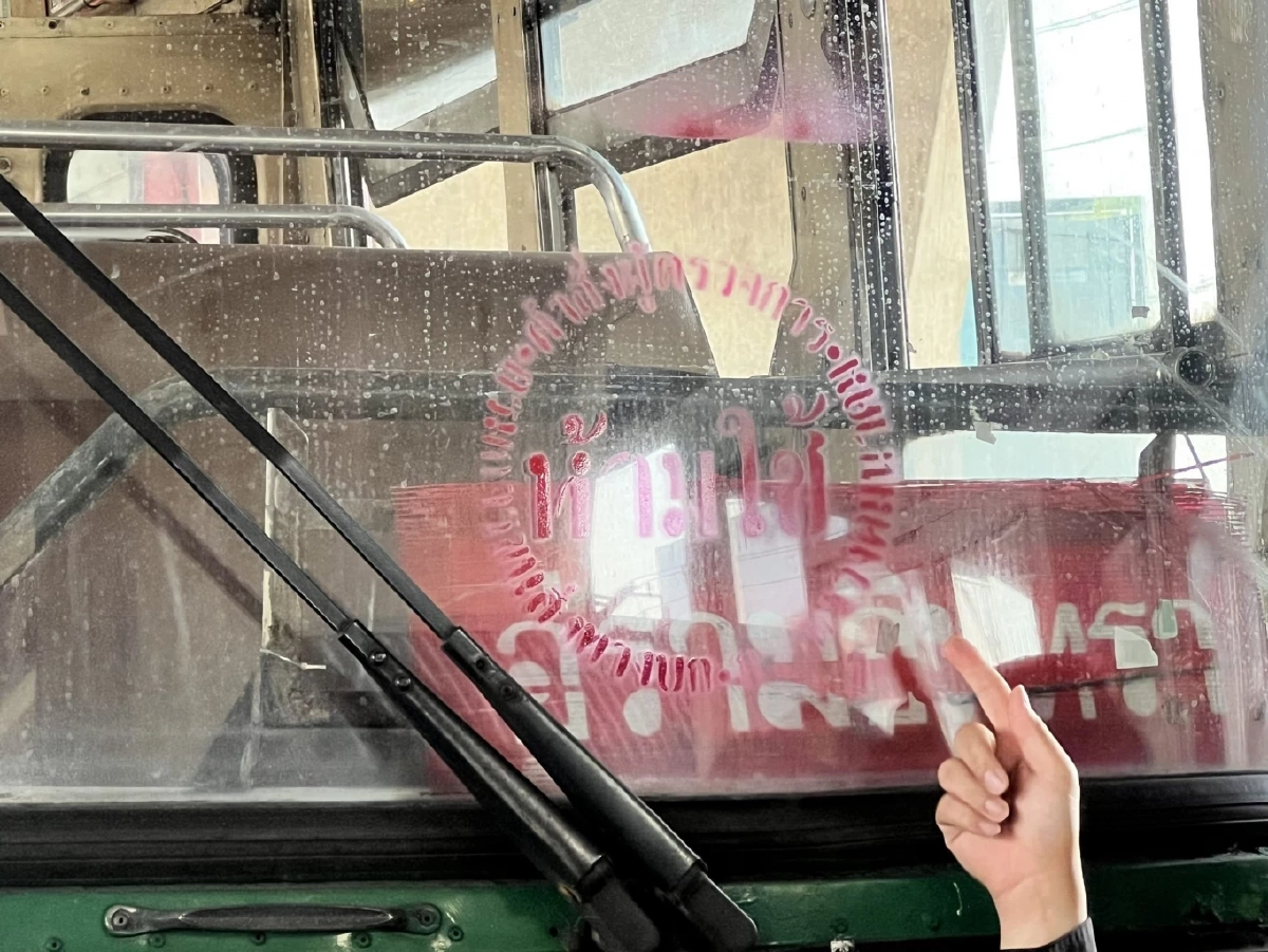 กทม. สุ่มตรวจรถเมล์ควันดำ พบไม่ผ่านเกณฑ์ พ่นห้ามใช้ทันที 4 คัน