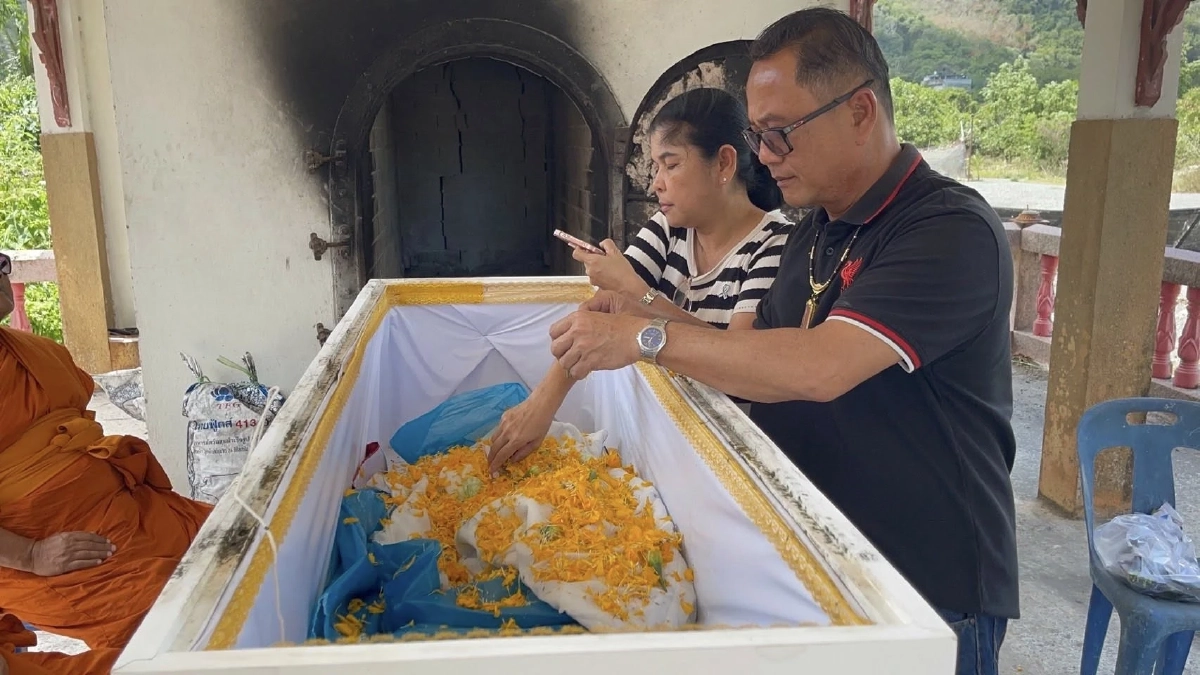 เผาแล้ว "น้องมอลลี่" สุนัขไซบีเรียน เหยื่อทารุณกรรมจุดไฟเผา