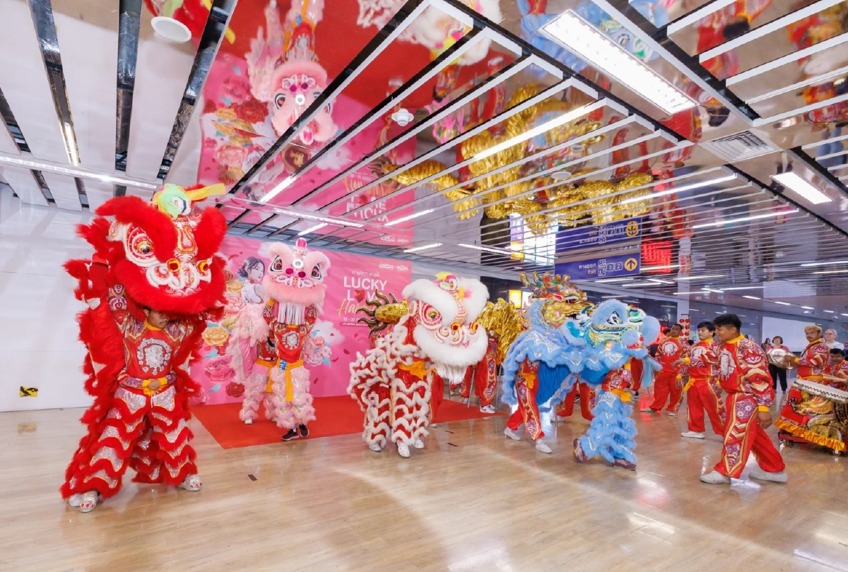 เมโทร มอลล์ ฉลองตรุษจีน-วาเลนไทน์ พร้อมรับอั่งเปามงคล