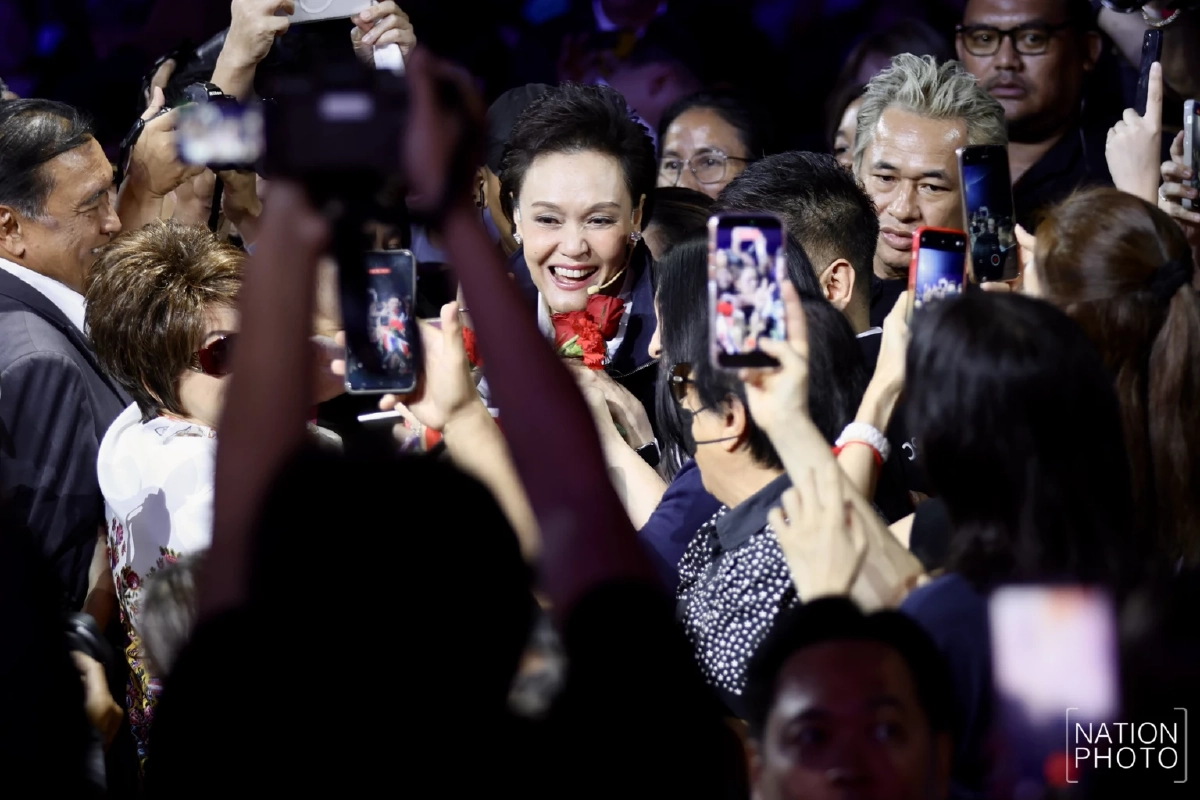 “ศุภจี” น้ำตาคลอ จวกนโยบายขายฝันสักแต่จะแจก ! ไม่ดูงบประมาณ