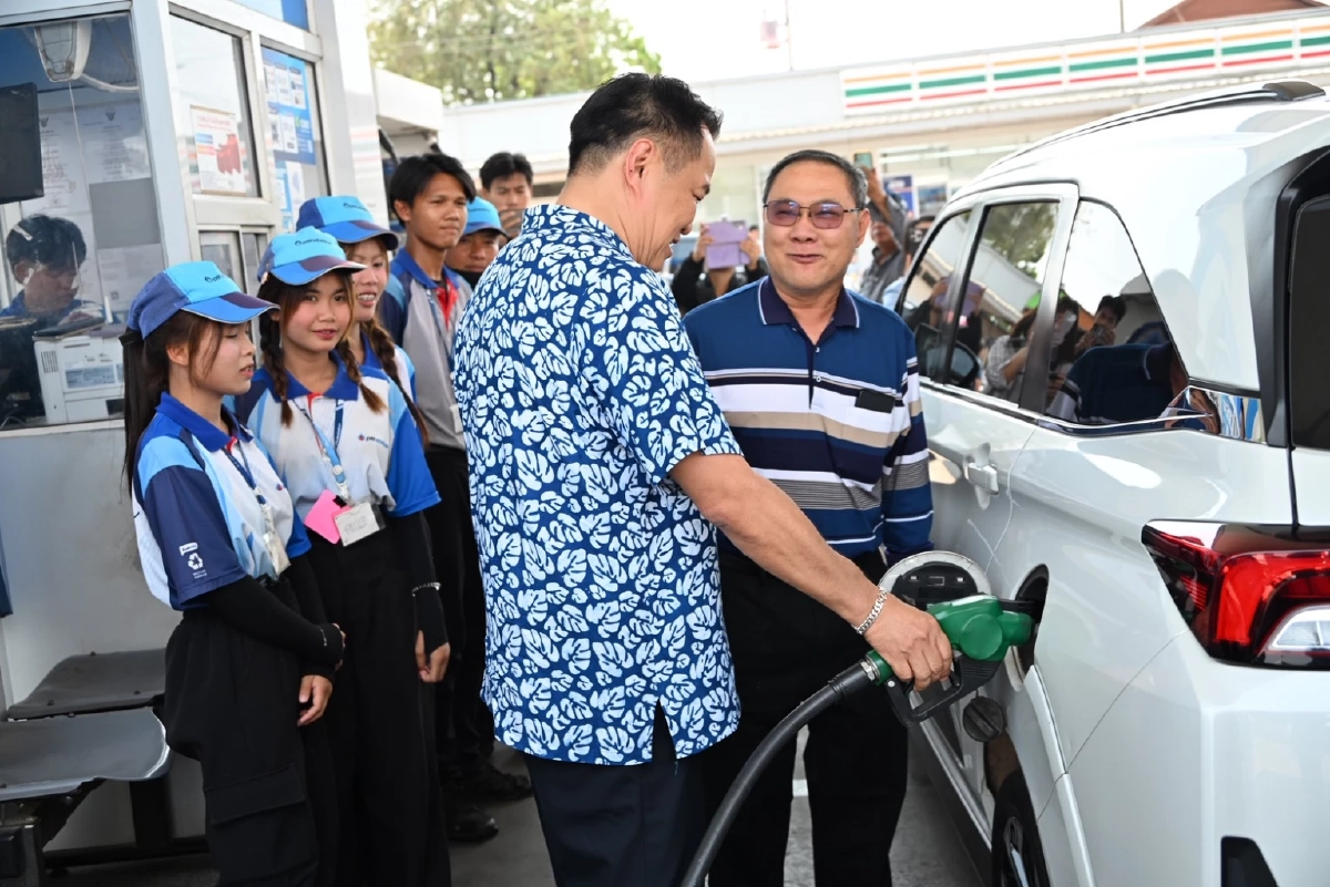 ราคาน้ำมันพรุ่งนี้ (30 มี.ค. 69) "ปตท.-บางจาก" อัปเดตราคาล่าสุดพุ่งไปกี่บาท