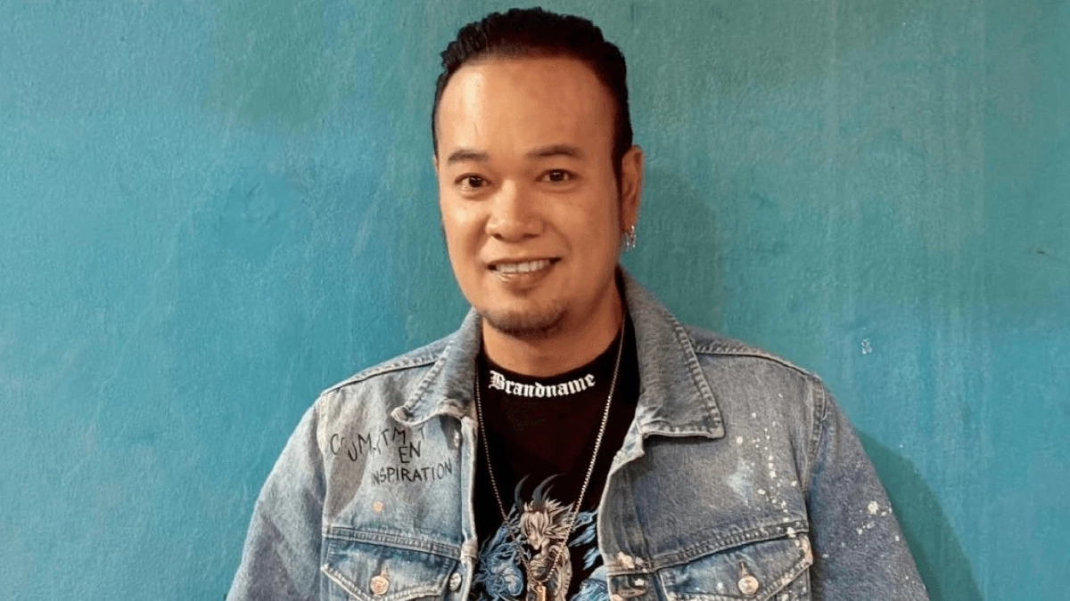 ช็อก! "เหน่ง เหม่งจ๋าย" ตลกชื่อดัง เสียชีวิตในวัย 51 ปี เพื่อนในวงการร่วมอาลัย