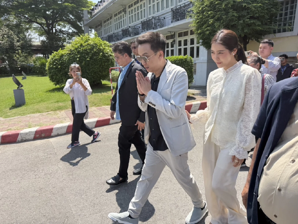 "ทักษิณ" อารมณ์ดี สุขภาพกาย-ใจพร้อม หลังลูกหลานเยี่ยมไม่ขาดสาย เตรียมพักโทษ พ.ค. นี้