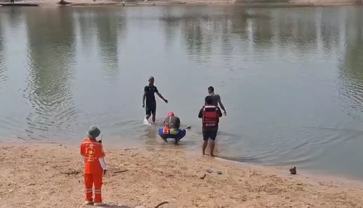 สะเทือนใจ ลุงพาหลาน พายเรือเล่นน้ำคลายร้อน เรือล่ม ดับ 3 ชีวิต