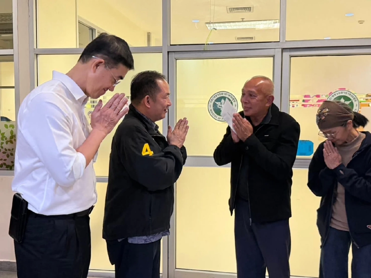 เปิดสาเหตุคนร้ายไล่ยิง "หัวหน้าไฟป่า" เจ็บสาหัส เสียเลือด 5 ลิตร บิ๊กทส.เข้าเยี่ยม