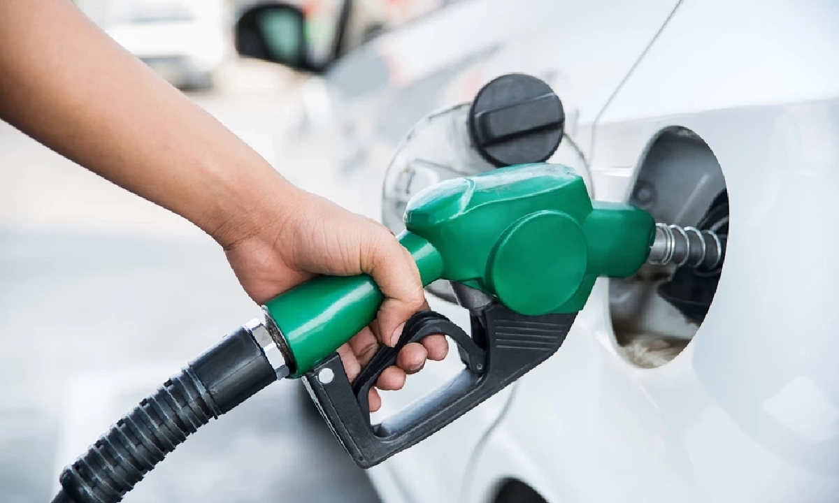 'เช็คราคาน้ำมัน' 21 มี.ค. 69 พรุ่งนี้ 'ดีเซล-โซฮอล์' ลิตรละกี่บาท อัปเดตราคาล่าสุด