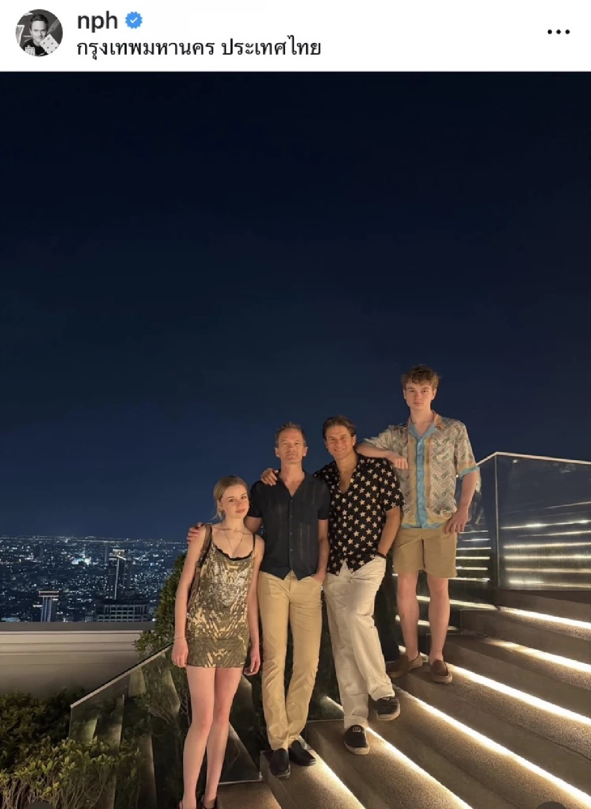 ว้าว! Neil Patrick Harris ซุปตาร์ฮอลลีวูด ควง David Burtka เยือนประเทศไทย