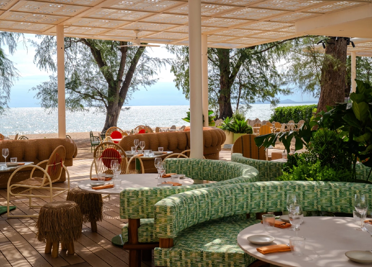 เช็กอิน ‘Esmé Beach Club’ บีชคลับแห่งแรกของโลกจาก The Standard