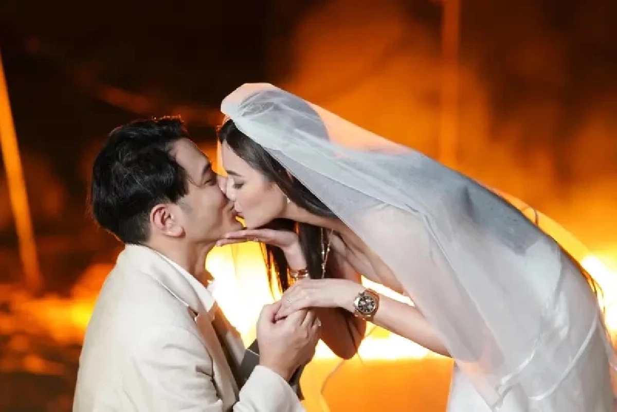 "แอ็คมี่ วรวัฒน์" สามีนางเอกดัง คือใคร? ทำไมถึงดัง มีผลงานอะไรบ้าง