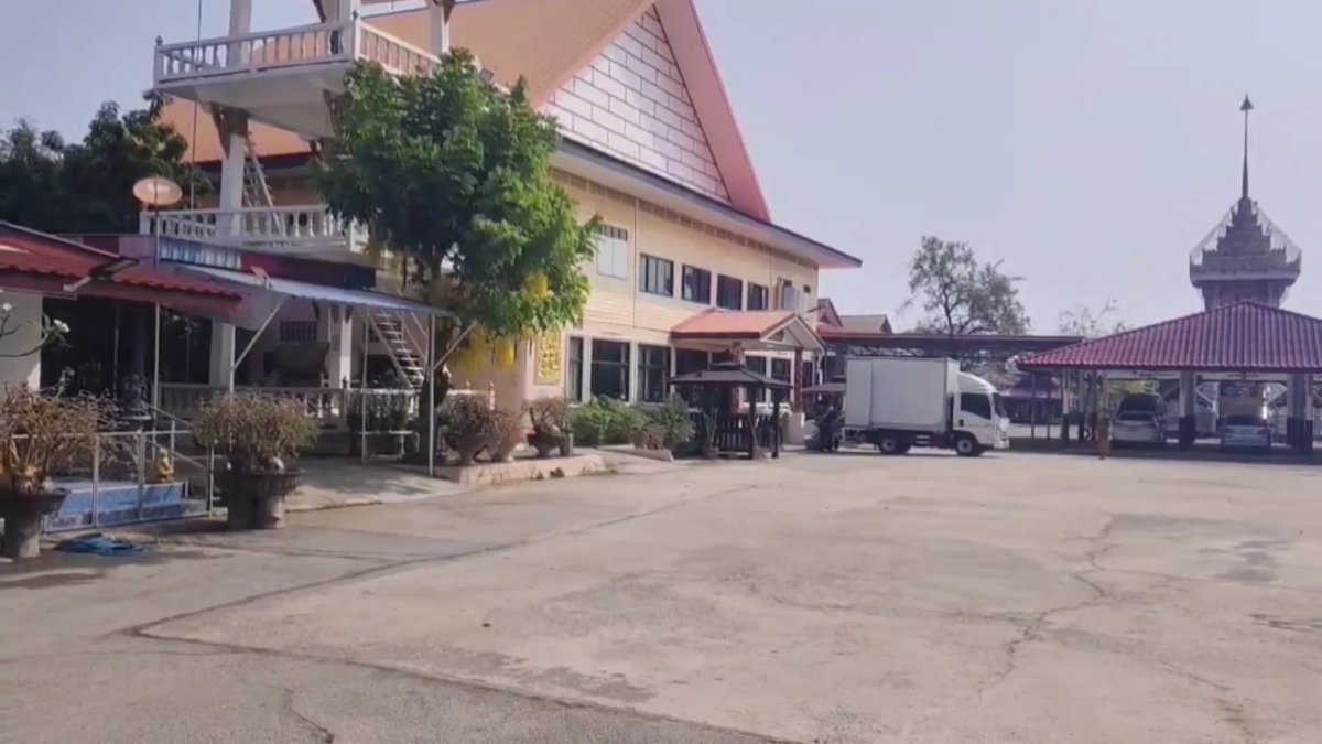 ชาวบ้านโต้ข่าวเจอเซ็กซ์ทอยในกุฏิเจ้าอาวาส หลังเกิดเพลิงไหม้