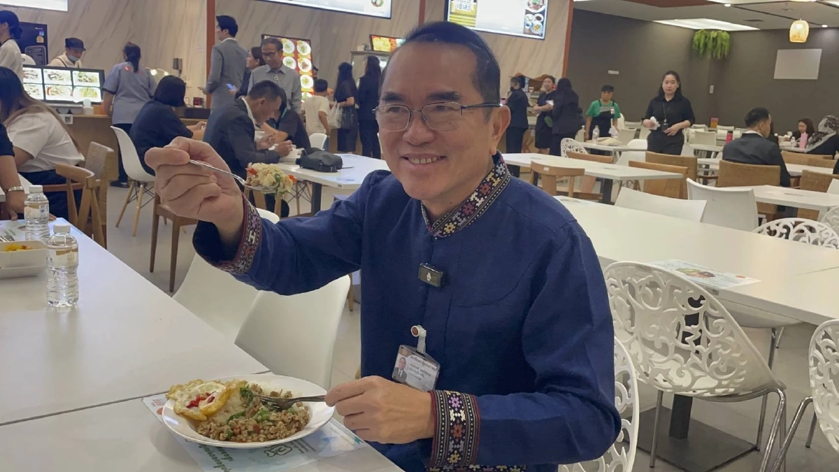 "หมอวรงค์" โชว์จ่ายสด 60 บาท กินกะเพราสภาฯ หนุนยกเลิก "ข้าวฟรี สส." ถาวร