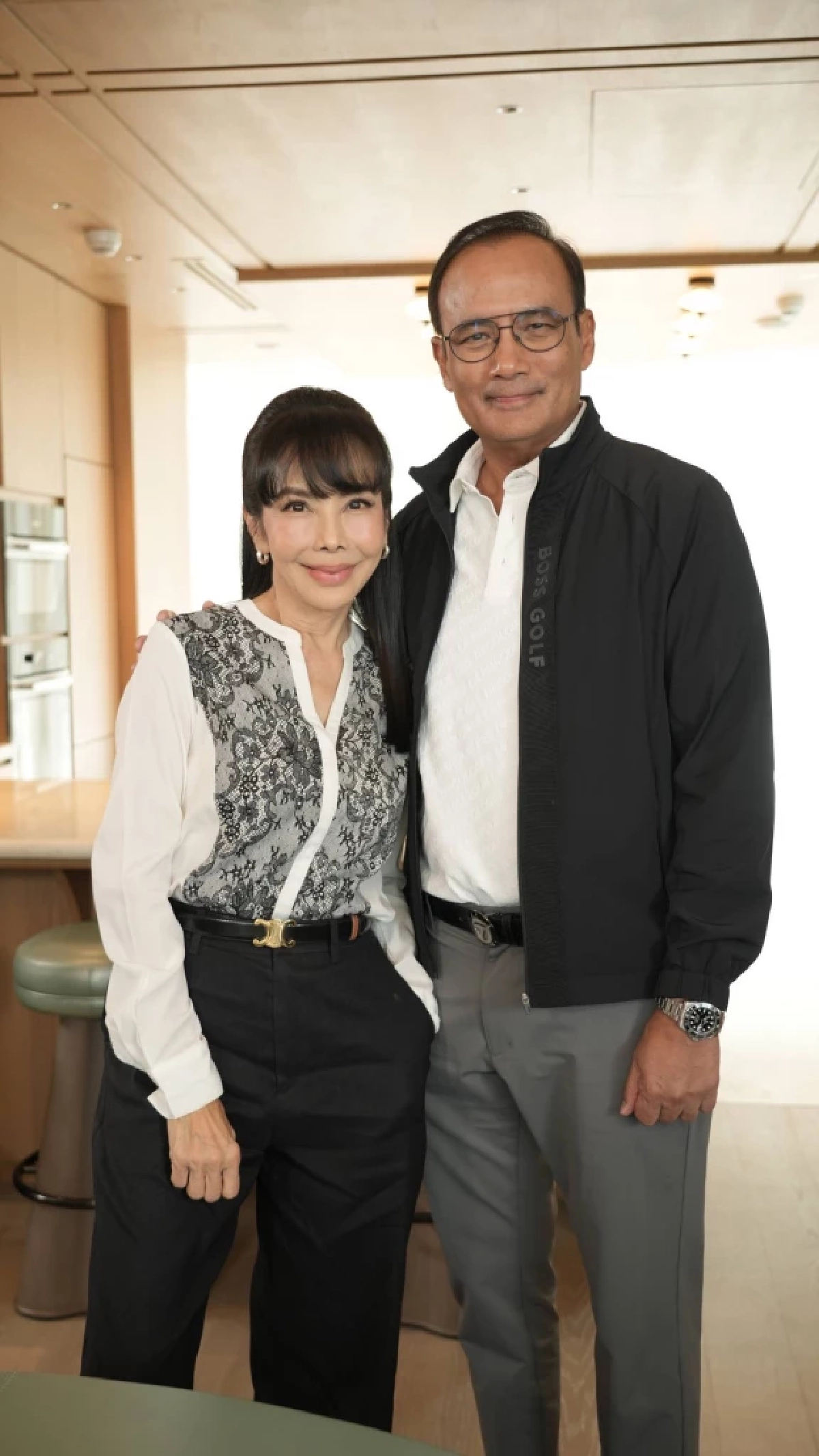 "ตั๊ก มยุรา - หนุ่ย ธาดา" เส้นทางรัก 40 ปี ชีวิตคู่ไม่สมบูรณ์แบบ