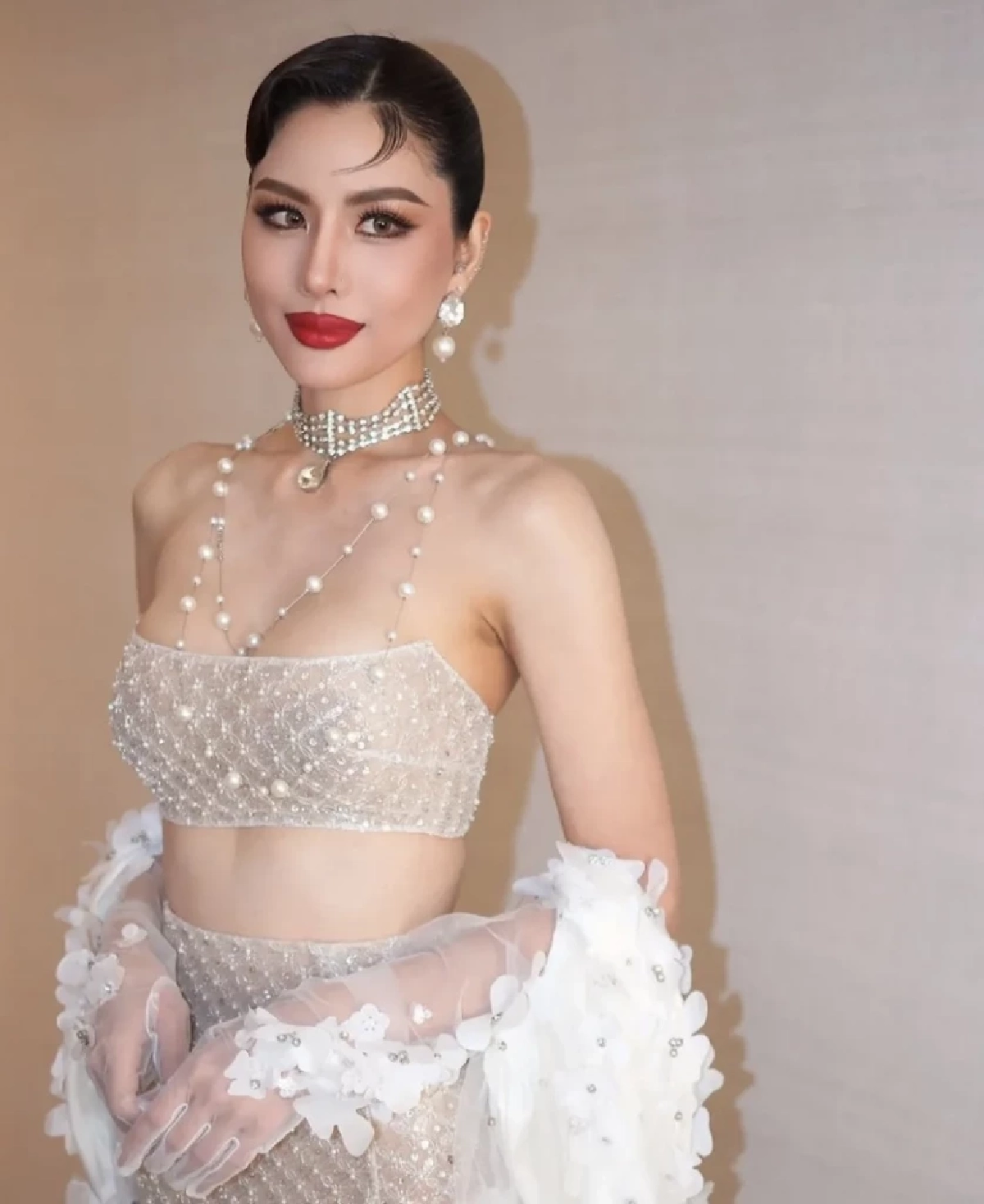 "หนิง ปัทมา" สร้างตำนานบทใหม่ ทุบสถิติ Best Seller เต็งหนึ่งจ่อคว้ามงทอง