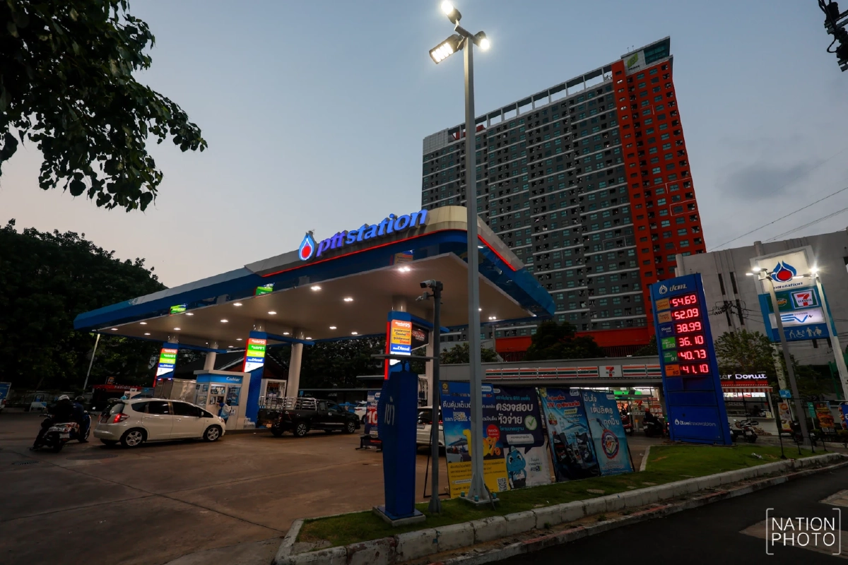 ศบก. แจงยิบ ปรับราคาน้ำมันกลางดึก ย้ำต้องปรับตามตลาดโลก