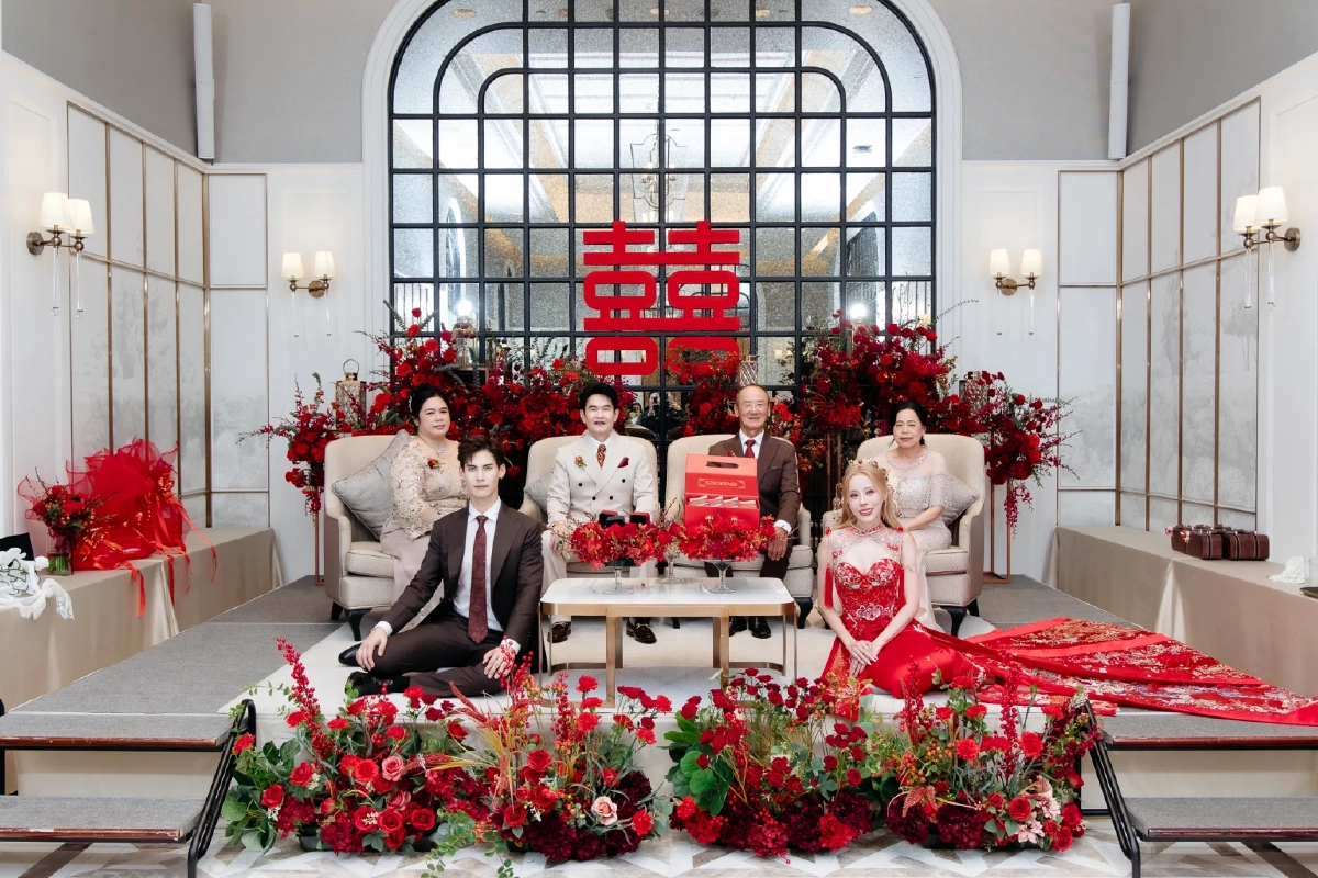 หวานชื่น "บอส ชนกันต์" เข้าพิธีแต่งงานแบบไทย-จีน กับแฟนสาวนอกวงการ