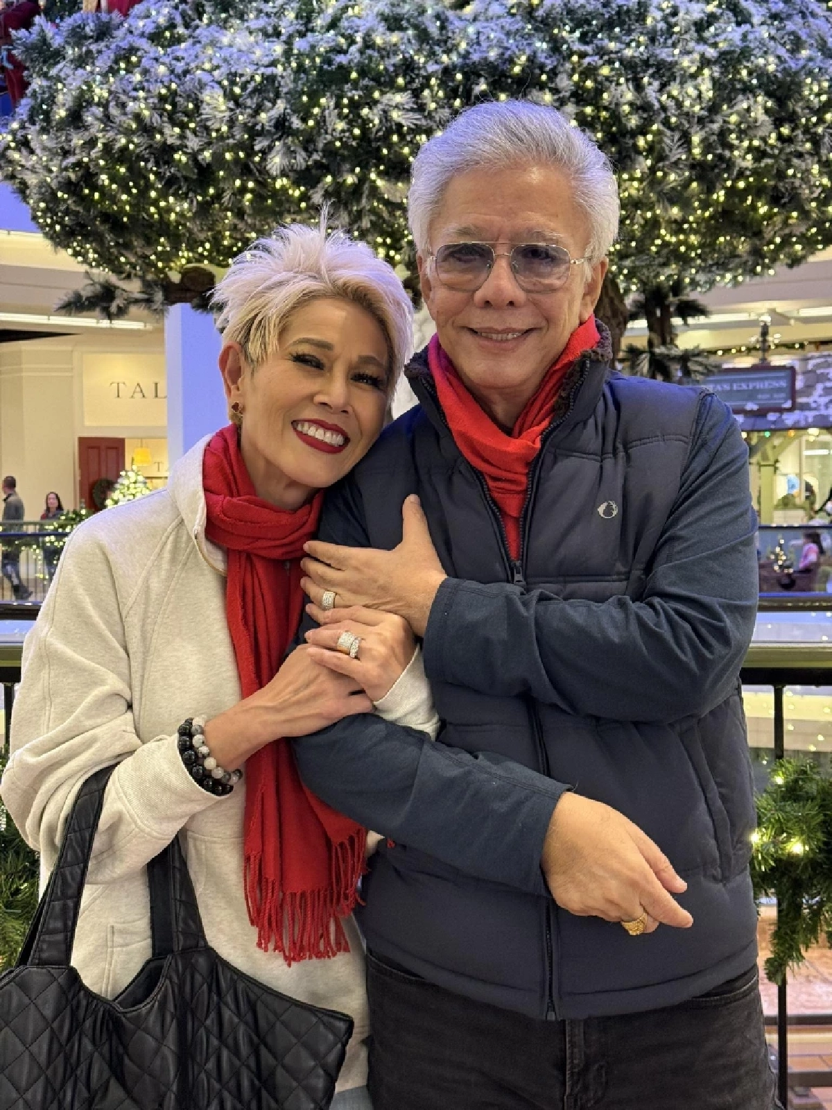 รู้จัก "แม่เจี๊ยบ" เมียเก่า "สุรชัย สมบัติเจริญ" ย้อนรอยรักขมศึกรัก 40 ปี  ก่อนปิดฉากฟ้องหย่า