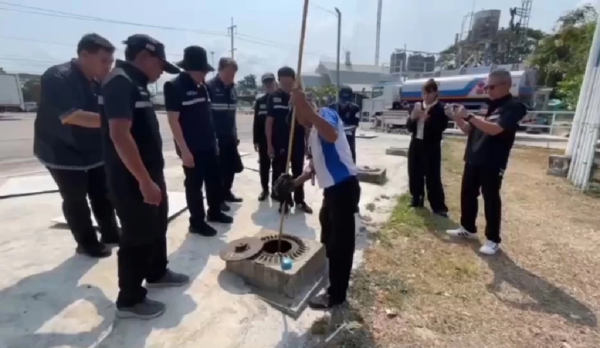 คนขับรถน้ำมันลั่น "ตกเป็นจำเลยสังคม" ยันน้ำมันพอ แต่ถูกกักโควต้าเหลือหมื่นลิตร