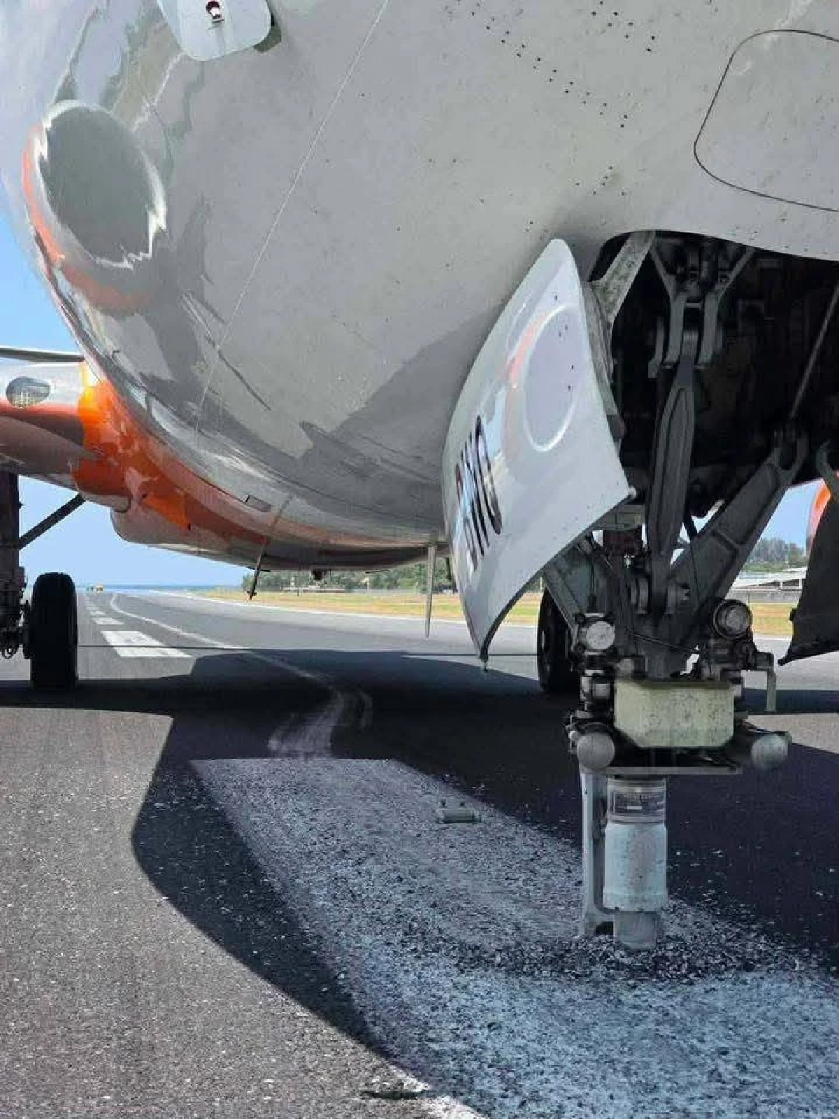 ท่าอากาศยานภูเก็ต เร่งเคลื่อนย้ายเครื่องบิน Air India Express