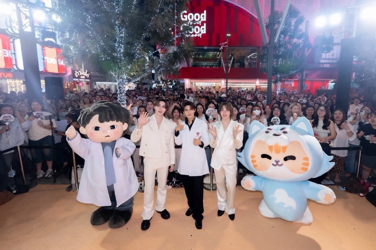 สุดปัง! "ซี-นุนิว" ติดเทรนด์โลก ขึ้นจอ New York Time Square