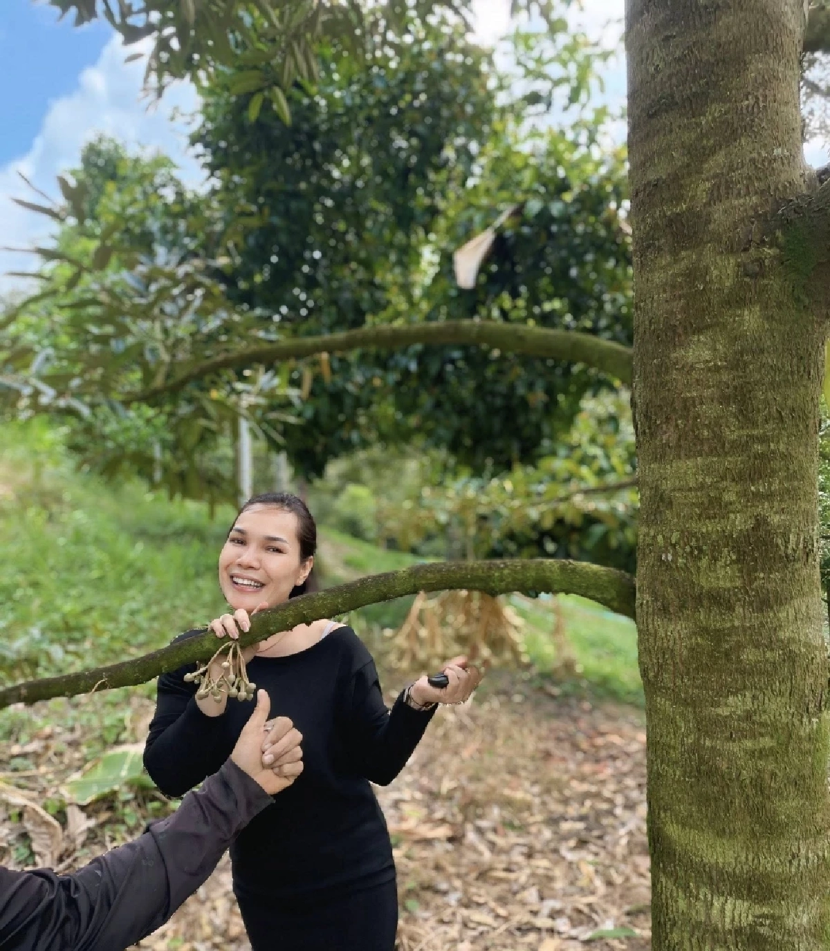 โลกสีชมพู "แม่เกตุ" อวดโมเมนต์หวานฉ่ำ เปิดตัวรักครั้งใหม่?