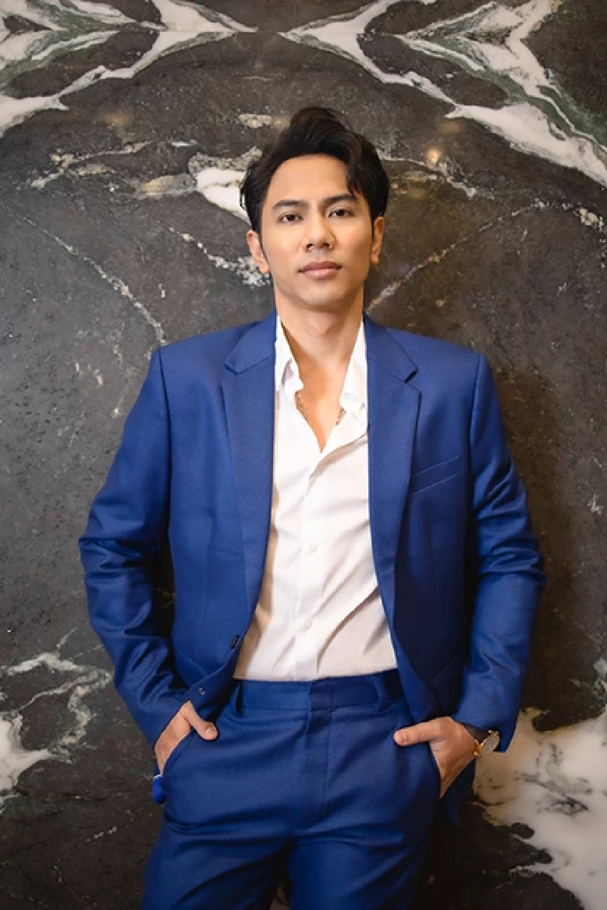 ประวัติ 'แอ็คมี่ วรวัฒน์' นักธุรกิจหมื่นล้าน ดีกรีนักร้อง สามีนางเอกดัง