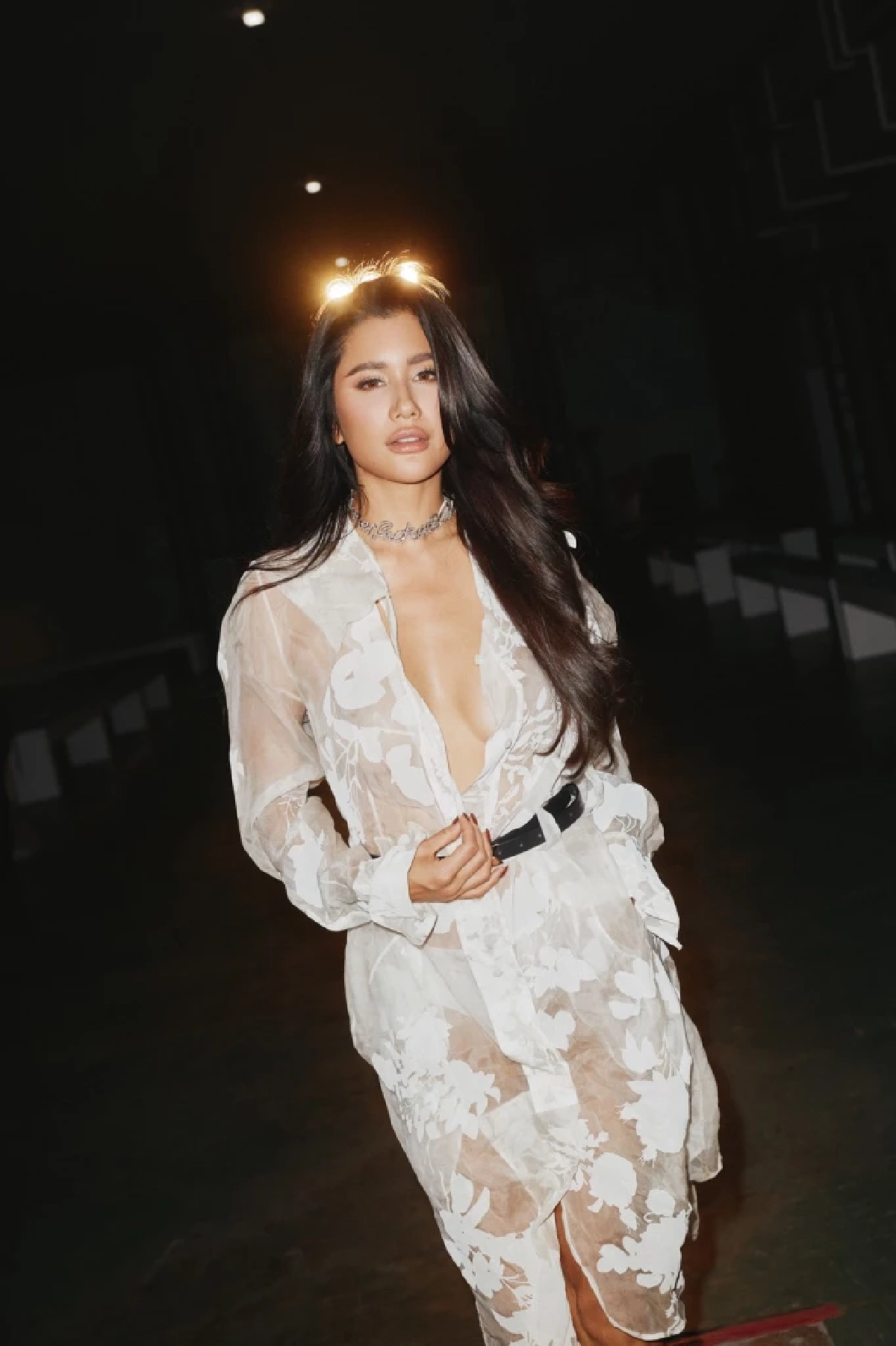 'ปู ไปรยา' ออร่าพุ่งกลาง Paris Fashion Week สวยสะกดทุกสายตา