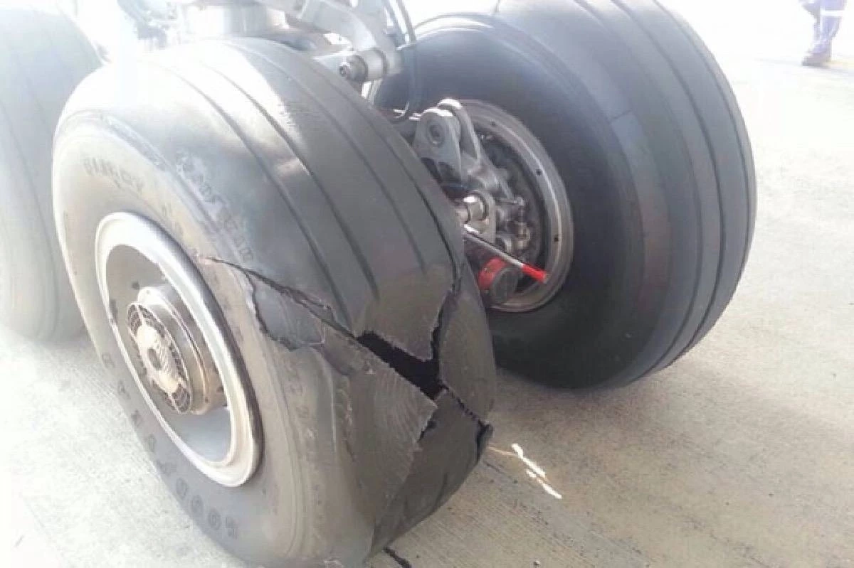 ท่าอากาศยานภูเก็ต เร่งเคลื่อนย้ายเครื่องบิน Air India Express