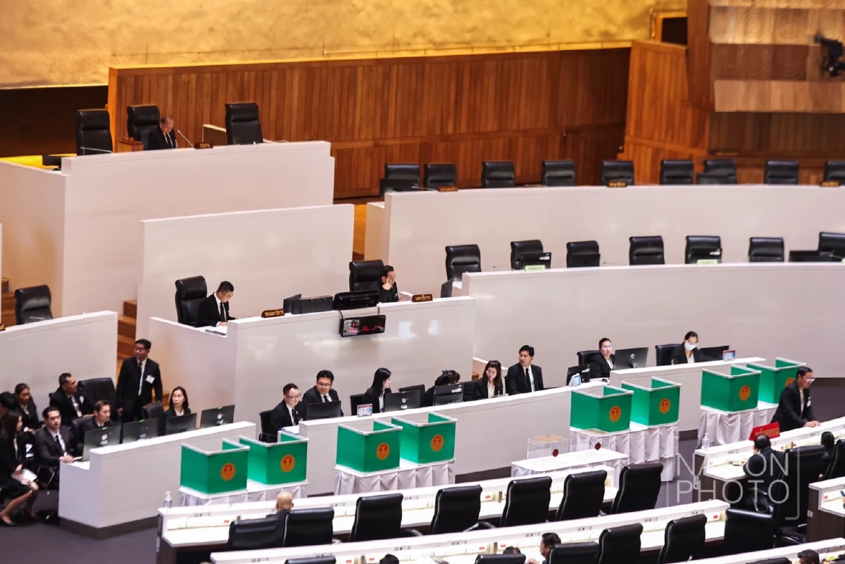 มติสภาฯ หนุน 289 เสียง เลือก "โสภณ ซารัมย์" นั่งประธานสภาฯ