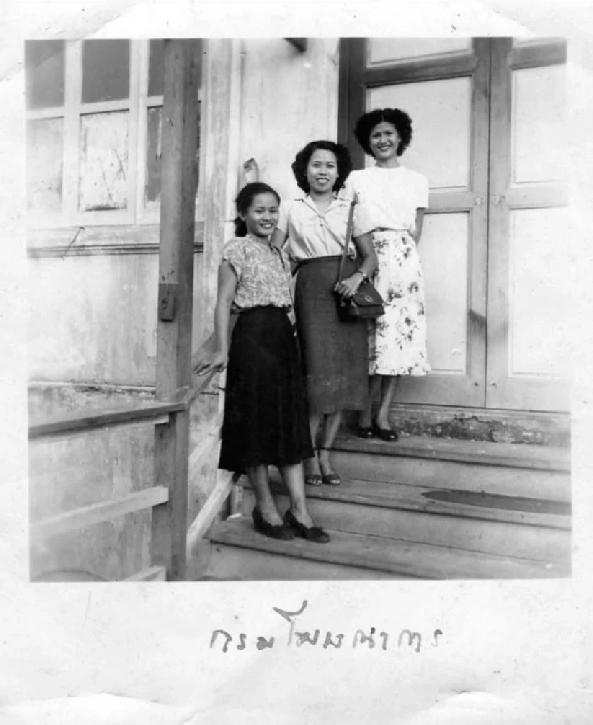 สิ้น! ศิลปินแห่งชาติ "มัณฑนา โมรากุล" นักร้องรุ่นแรกสุนทราภรณ์