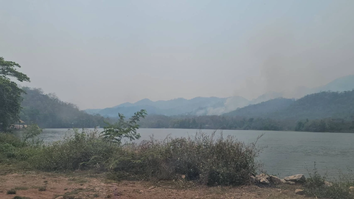 ลำปางอ่วม! ไฟป่า 'แม่ยางอ่าง' ลามหนักเผาวอดหลายวัน จนท. เฝ้าระวังเข้ม